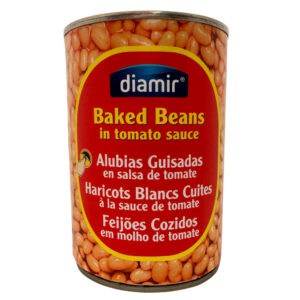 Saubere gebackene bohnen in tomatensauce auf spanischem markenfleisch, diamar, konservierte alubias guisadas in tomate, ideale spanische bevoelkerung.
