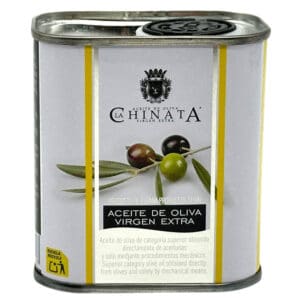 Hochwertiges spanisches natives Olivenöl extra, La Chinata, direkte Olivenölproduktion, Premium-Qualität, 100% kaltgepresst, mediterranes Olivenöl, reines spanisches Olivenöl, biologisch zertifiziert, gesunde Ernährung, kulinarischer Genuss.