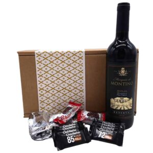 Premium spanischer Rotwein Rioja Marqués de Montino, in Geschenkverpackung mit spanischen Süßigkeiten, ideal als Geschenk aus Spanien für Wein- und Schokoladenliebhaber.