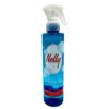 Nelly Agua de peinado Styling-Wasser gegen Frizz mit marinem Kollagen, 200 ml, in blauer Sprühflasche.