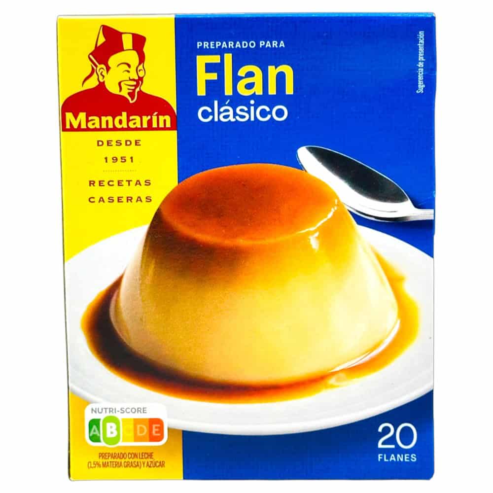 Spanischer Flan in einer Schale auf einem weißen Teller, Verpackung von Mareni mit blauer und gelber Gestaltung.