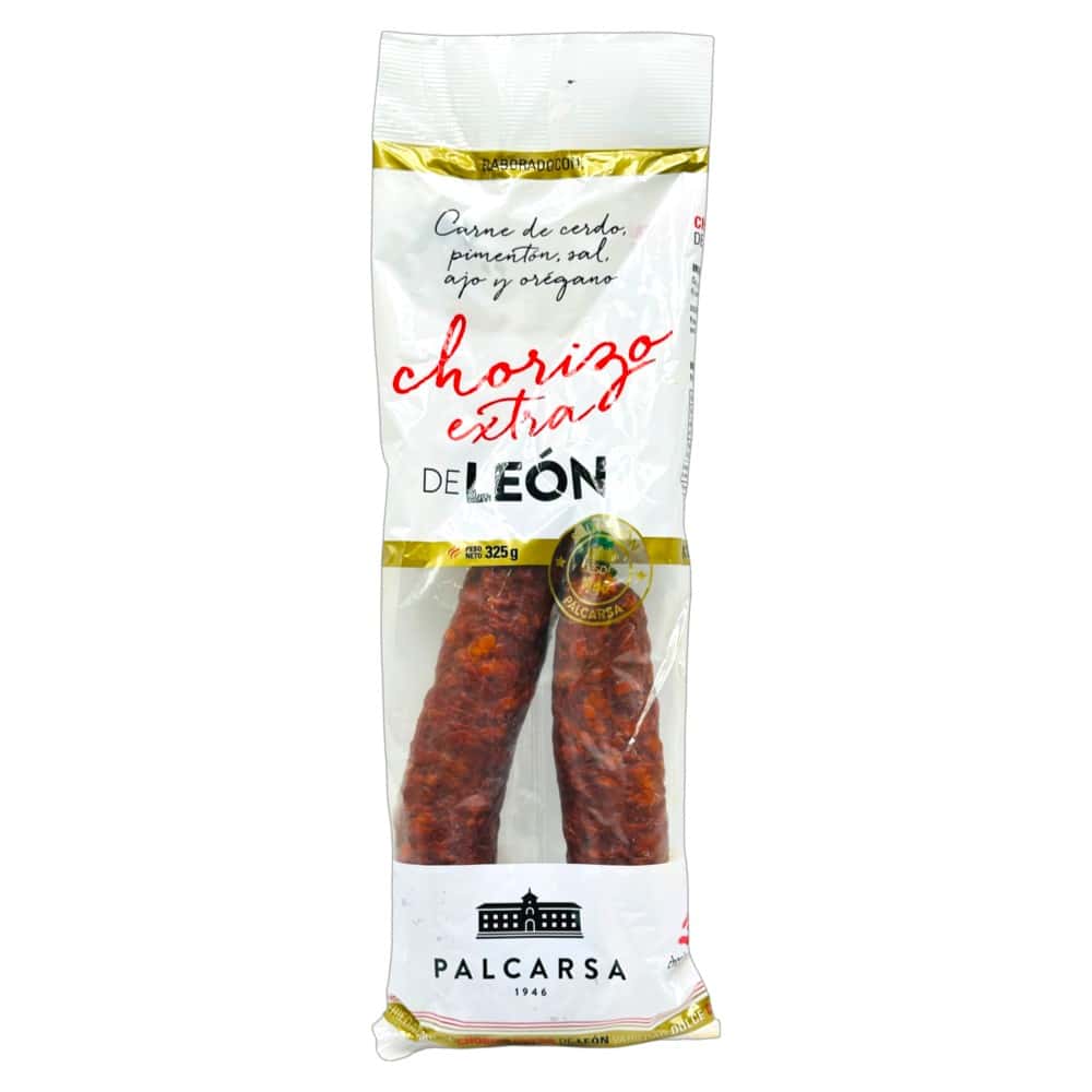 Spanische Chorizo extra aus Leon in transparenter Verpackung, ideal für authentische spanische Gerichte.