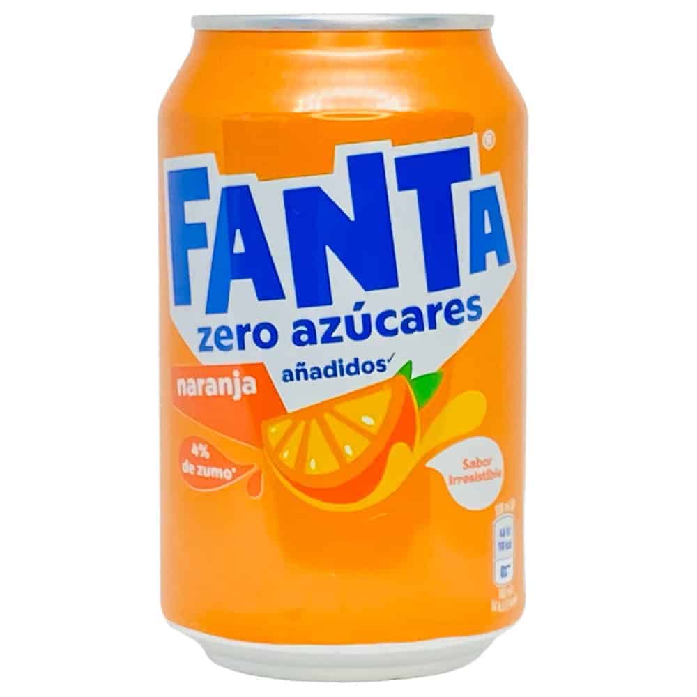Fanta Zero Naranja Getränkedose mit Orangenscheibe und Logo, erfrischend und zuckerfrei, ideal für Durstlöscher.